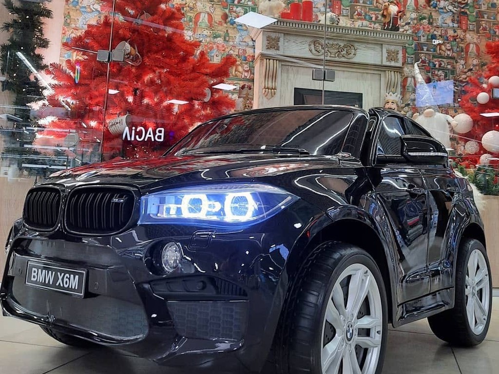 Детский электромобиль  двухместный BMW X6 M